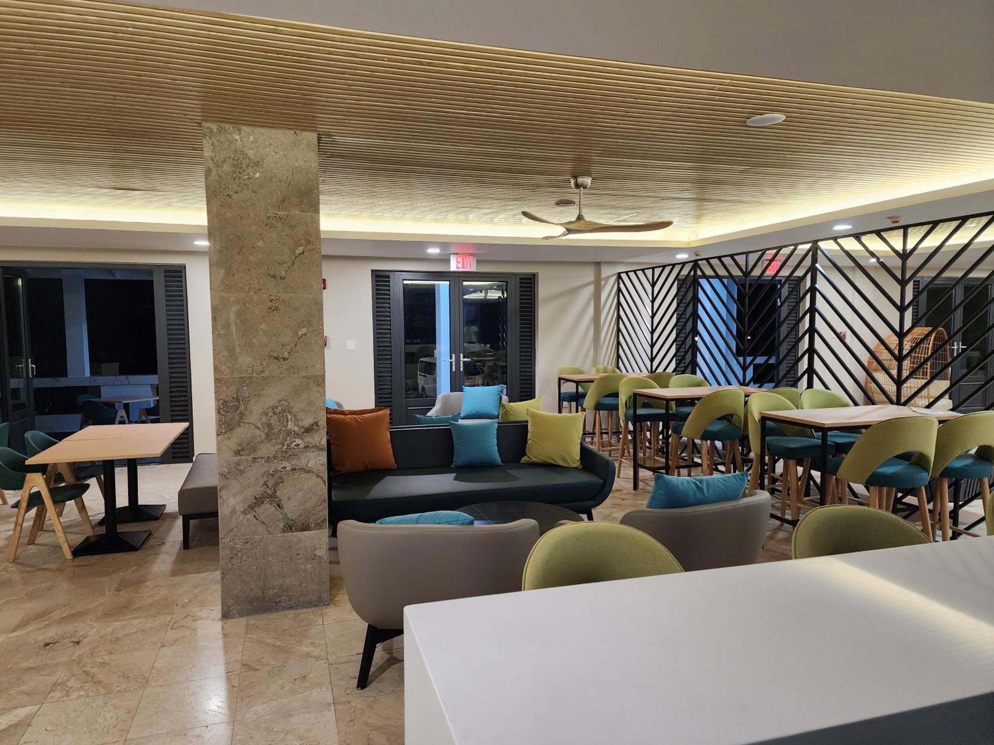 Hotel 39 Jamaica モンテゴ・ベイ エクステリア 写真
